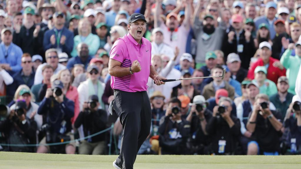 Patrick Reed celebra el putt que le dio la victoria en el Masters de Augusta.