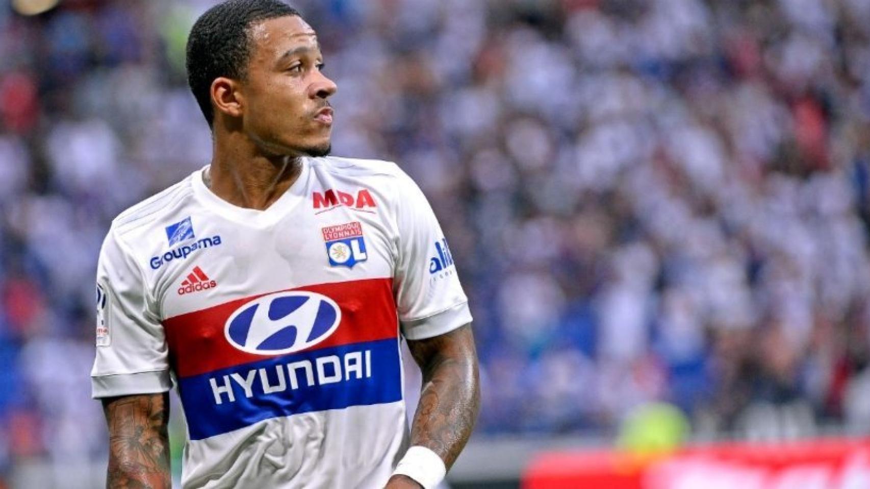 Memphis Depay durante un partido del Lyon. Foto: Twitter (@OL).