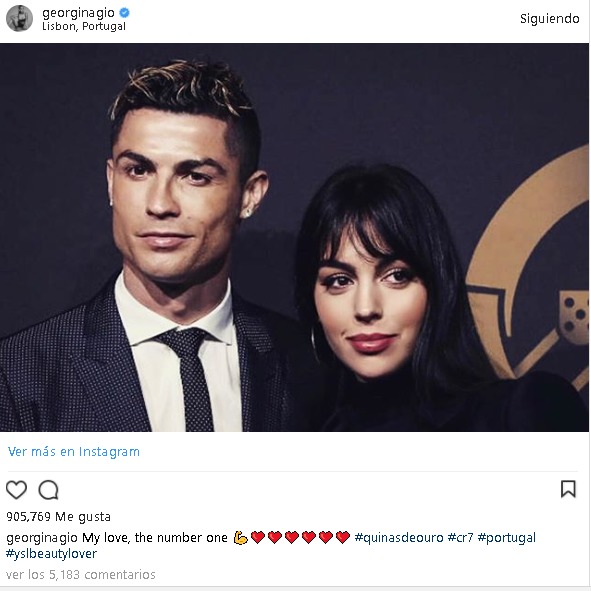 Cristiano y Georgina, en la gala Quinas de Ouro. Foto. Instagram (@georginagio)