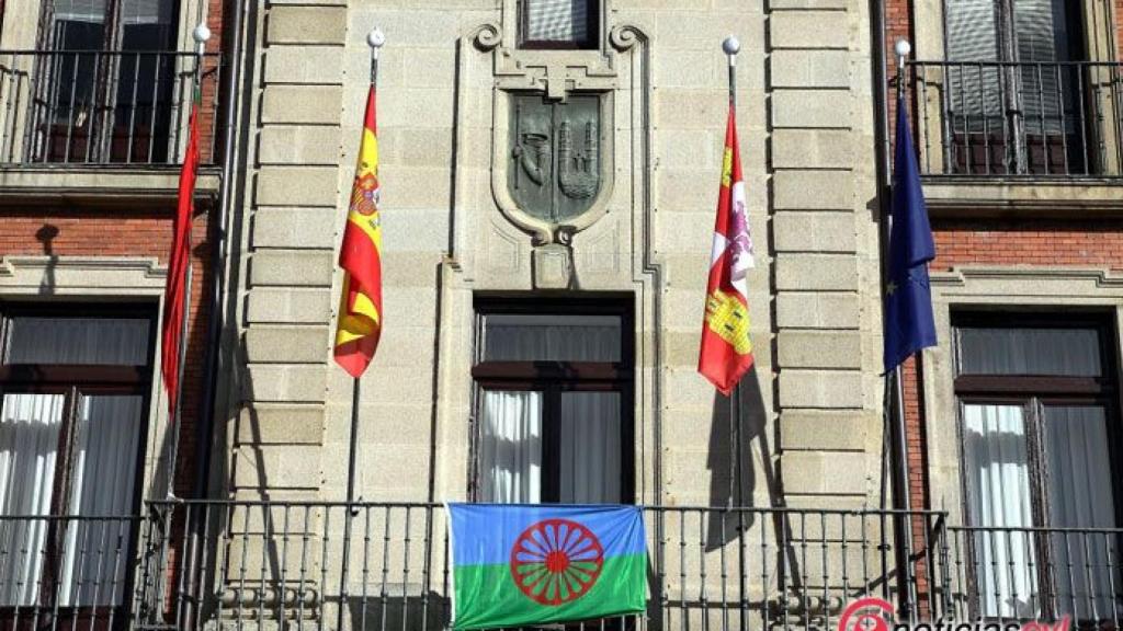 zamora ayuntamiento bandera romani