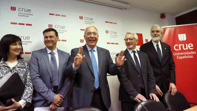 Los observadores de la CRUE, este miércoles durante la rueda de prensa.