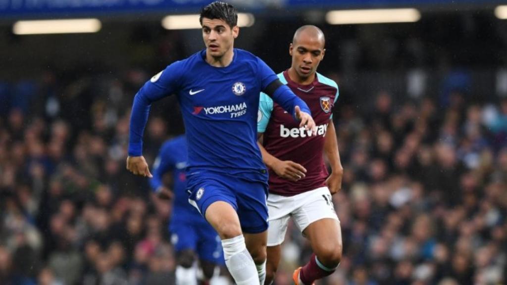 Morata durante un partido del Chelsea. Foto: Twitter (@ChelseaFC).