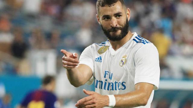 Benzema, durante un partido con el Real Madrid.