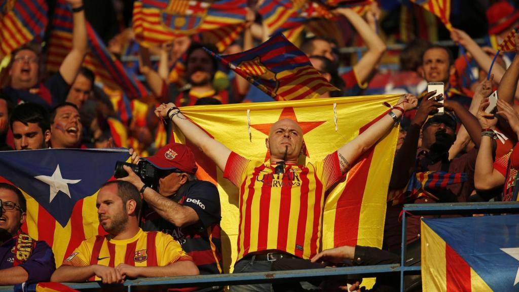 Independentistas en la final de Copa en el Calderón en 2016.