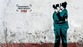 La supuesta obra de Banksy que ha aparecido en Canido, un barrio de Ferrol.