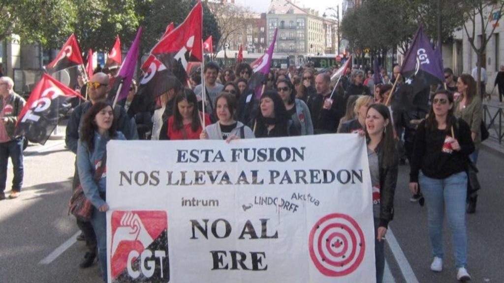 manifestacion lindorff valladolid 1