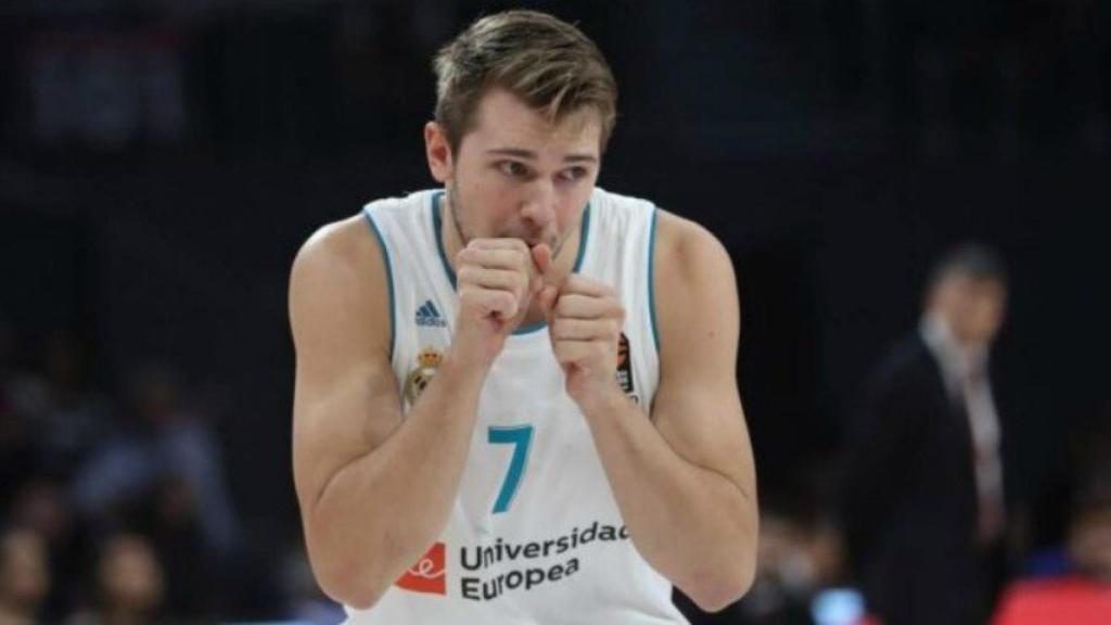 Doncic, frente a Anadolu Efes. Foto. Twitter (@Luka7doncic).