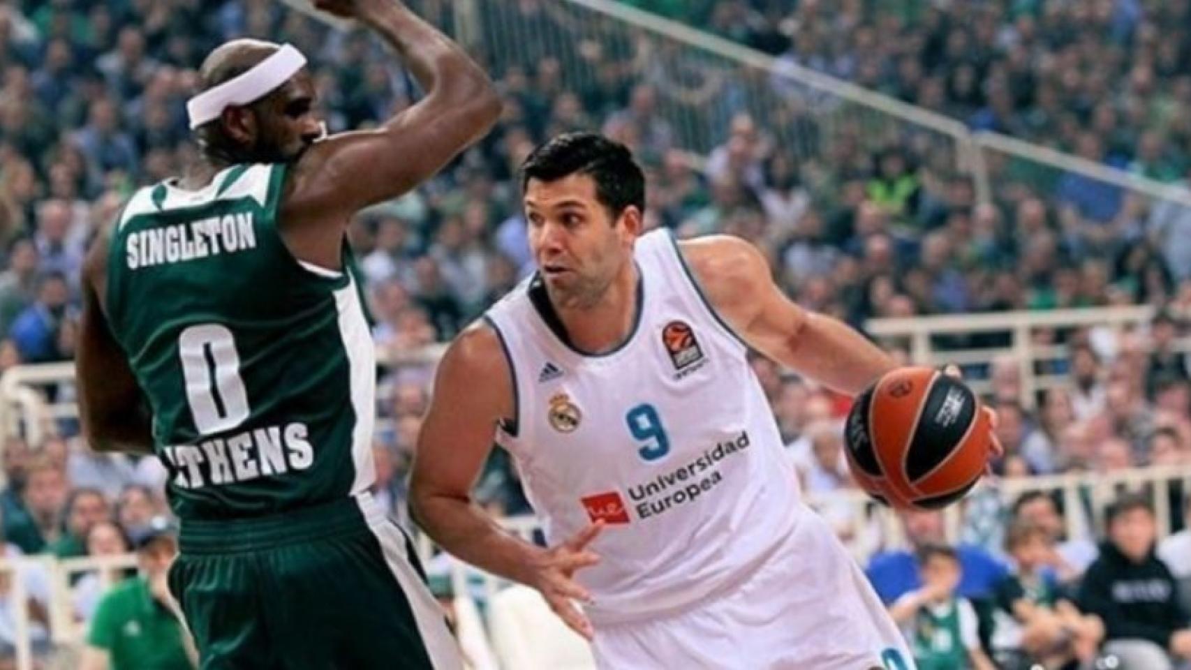 Felipe Reyes durante el partido ante Panathinaikos.