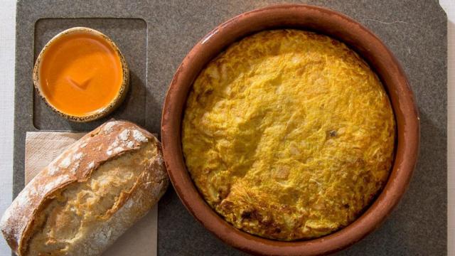 Las Tortillas de Gabino - tortilla con salmorejo