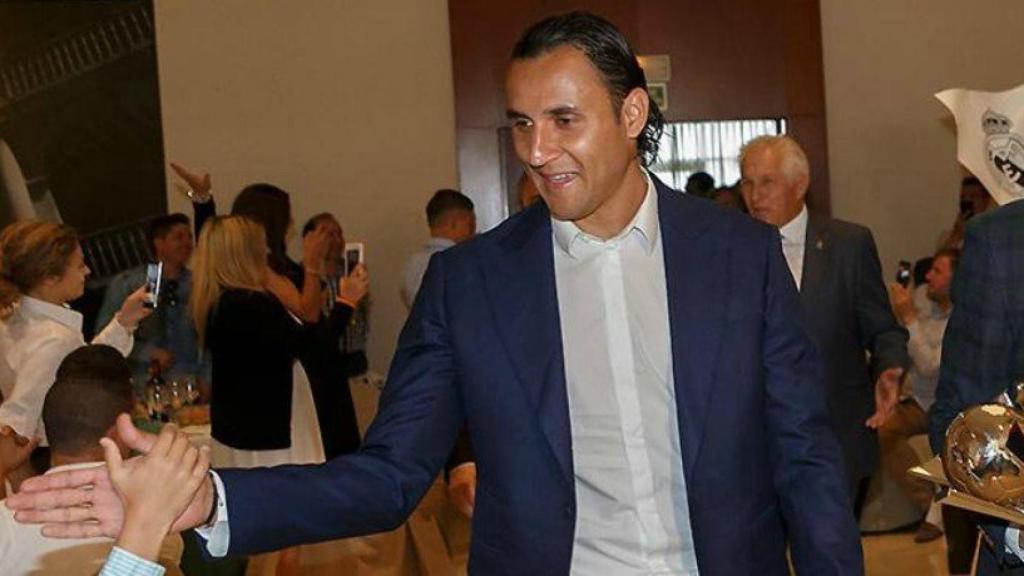 Keylor Navas en el amiversario de la Peña Ramón Mendoza