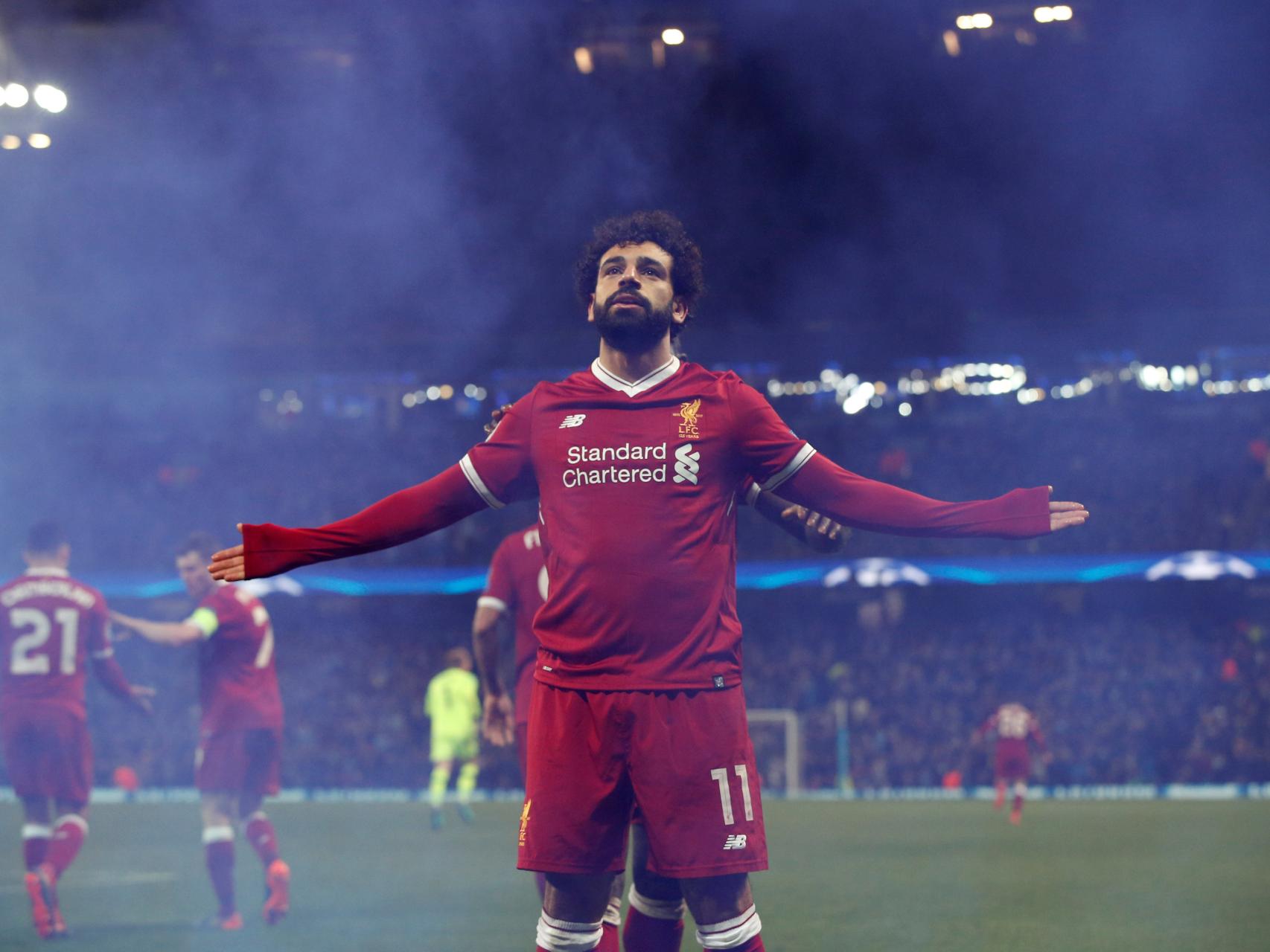 Salah celebra un gol con el Liverpool.