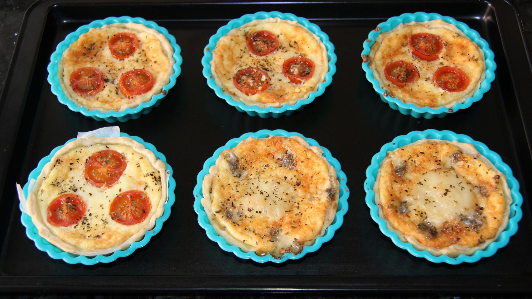 MINI QUICHES DE QUESO Y TOMATES CHERRY CON TMX 14