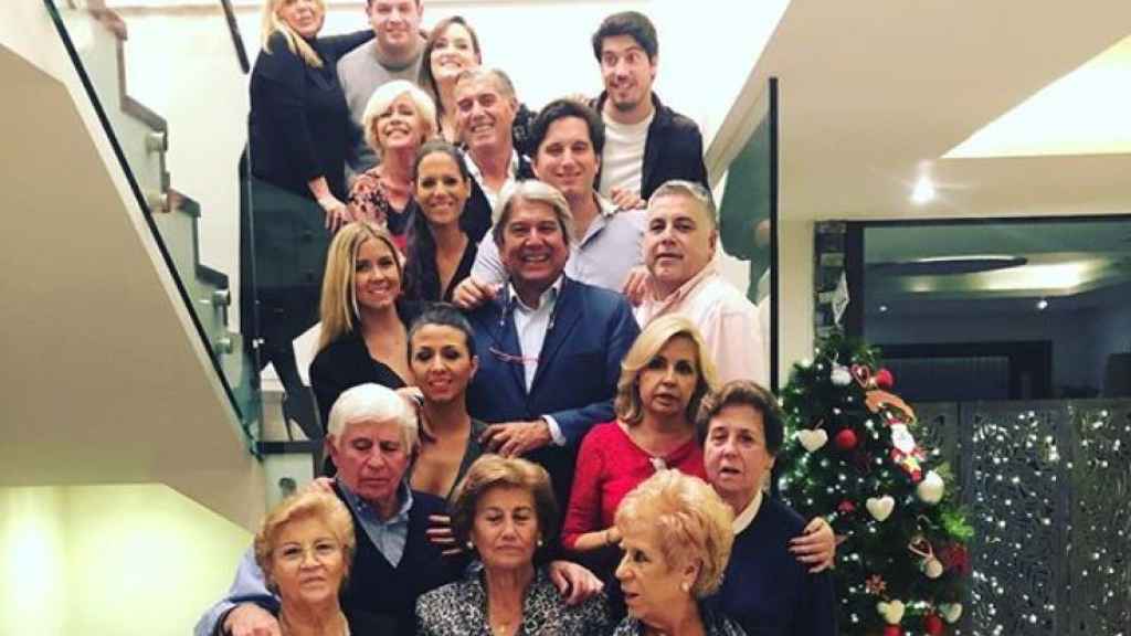 La familia Verdasco en una imagen de su red social.