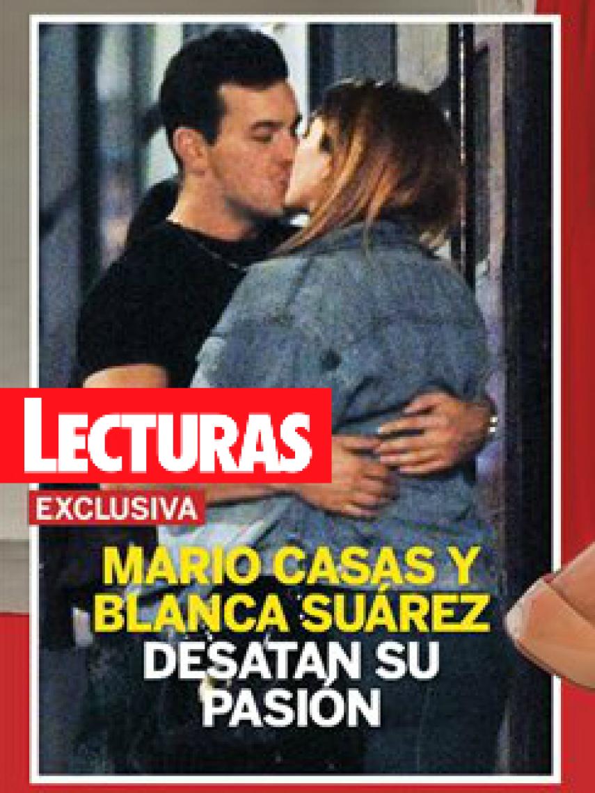 El beso de Blanca y Mario en plena calle.