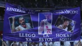 La afición madridista se rinde a Sergio Llull.