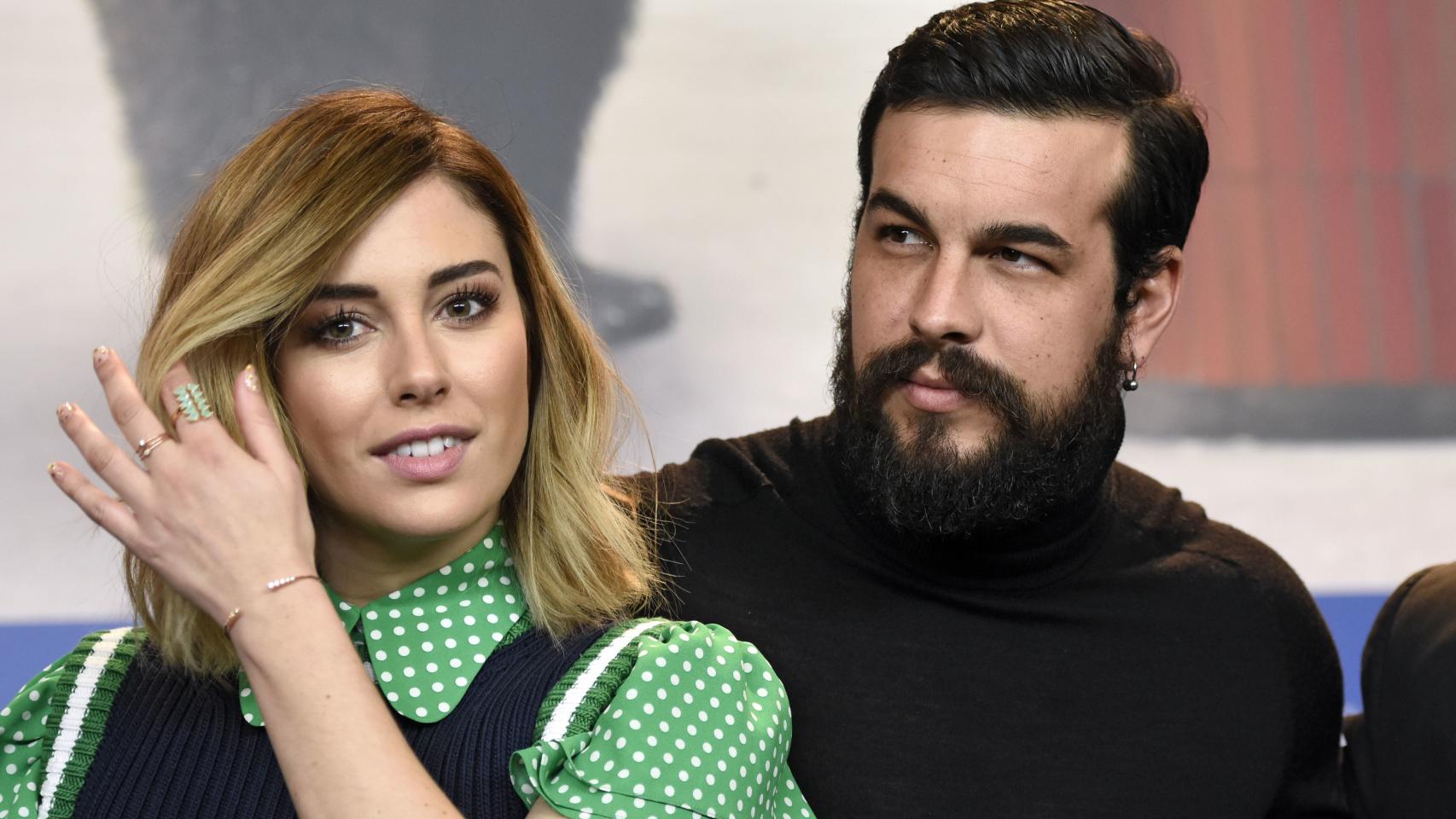 Blanca Suárez y Mario Casas en un evento.