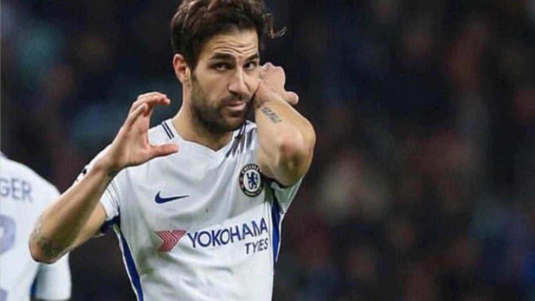 Cesc, en un partido con el Chelsea. Foto: Twitter (@cesc4official)