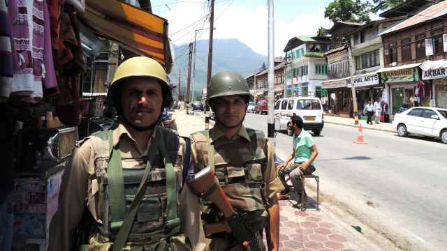 Soldados indios en Cachemira.