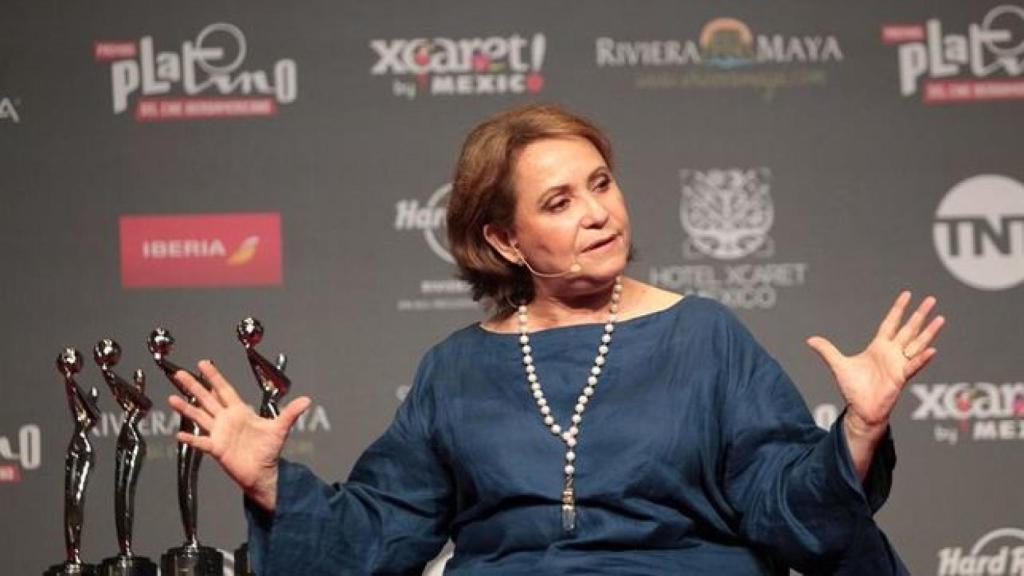 La actriz Adriana Barraza recuerda a los estudiantes de cine asesinados en México.