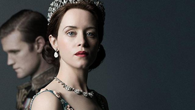 Claire Foy y Matt Smith en The Crown.