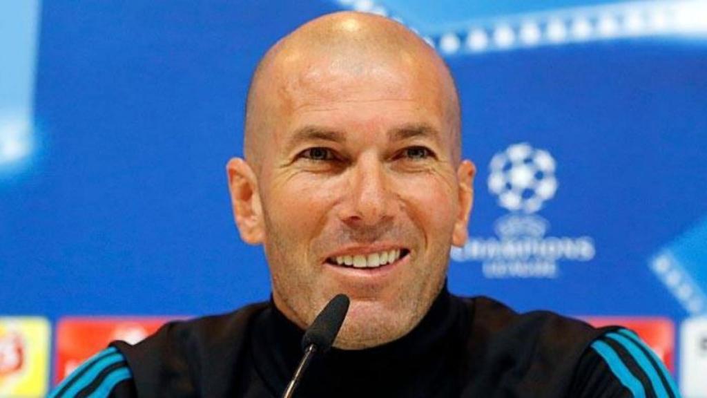 Zinedine Zidane en rueda de prensa