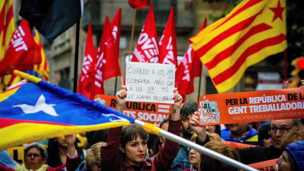 Manifestación convocada este martes en Barcelona por la plataforma Alcem-nos.