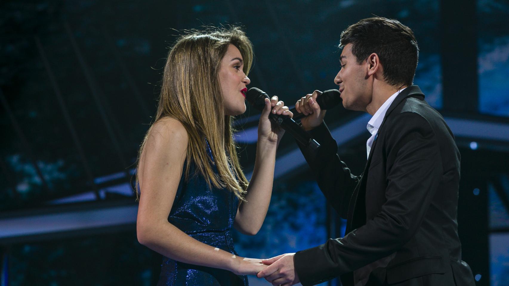 Amaia y Alfred cantando 'Tu canción'