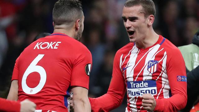 Koke y Griezmann celebra el acceso a la final de la Europa League.