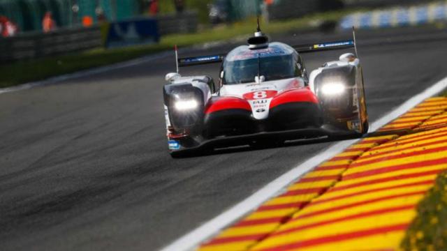 El Toyota de Fernando Alonso durante los entrenamientos de las 6 Horas de Spa.