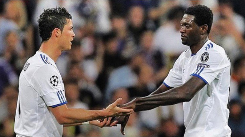 Adebayor: Me encantaría ir al Santiago Bernabéu a ver a los chicos