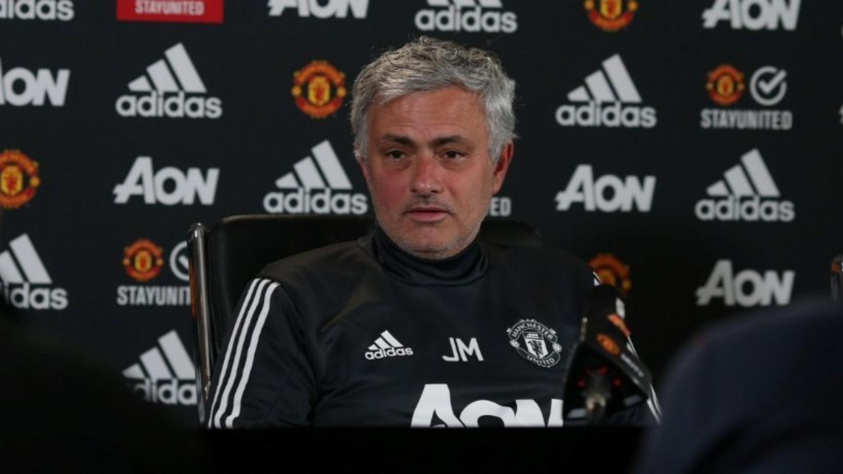 Mourinho en rueda de prensa. Foto: Twitter (@ManUtd).