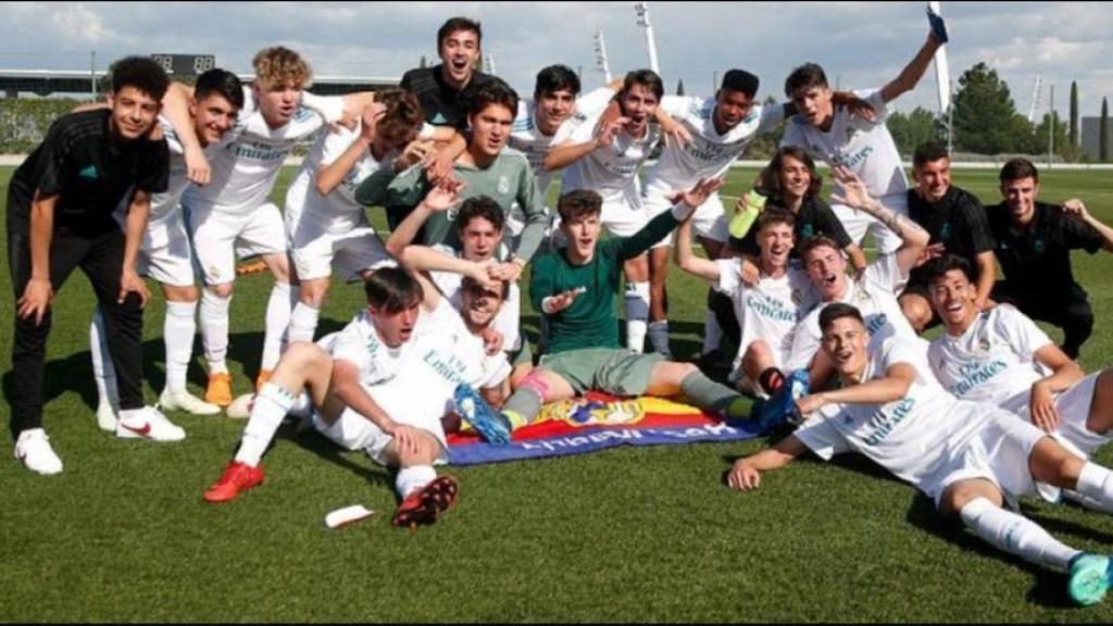 El Juvenil B de Álvaro Benito se proclama campeón de su liga