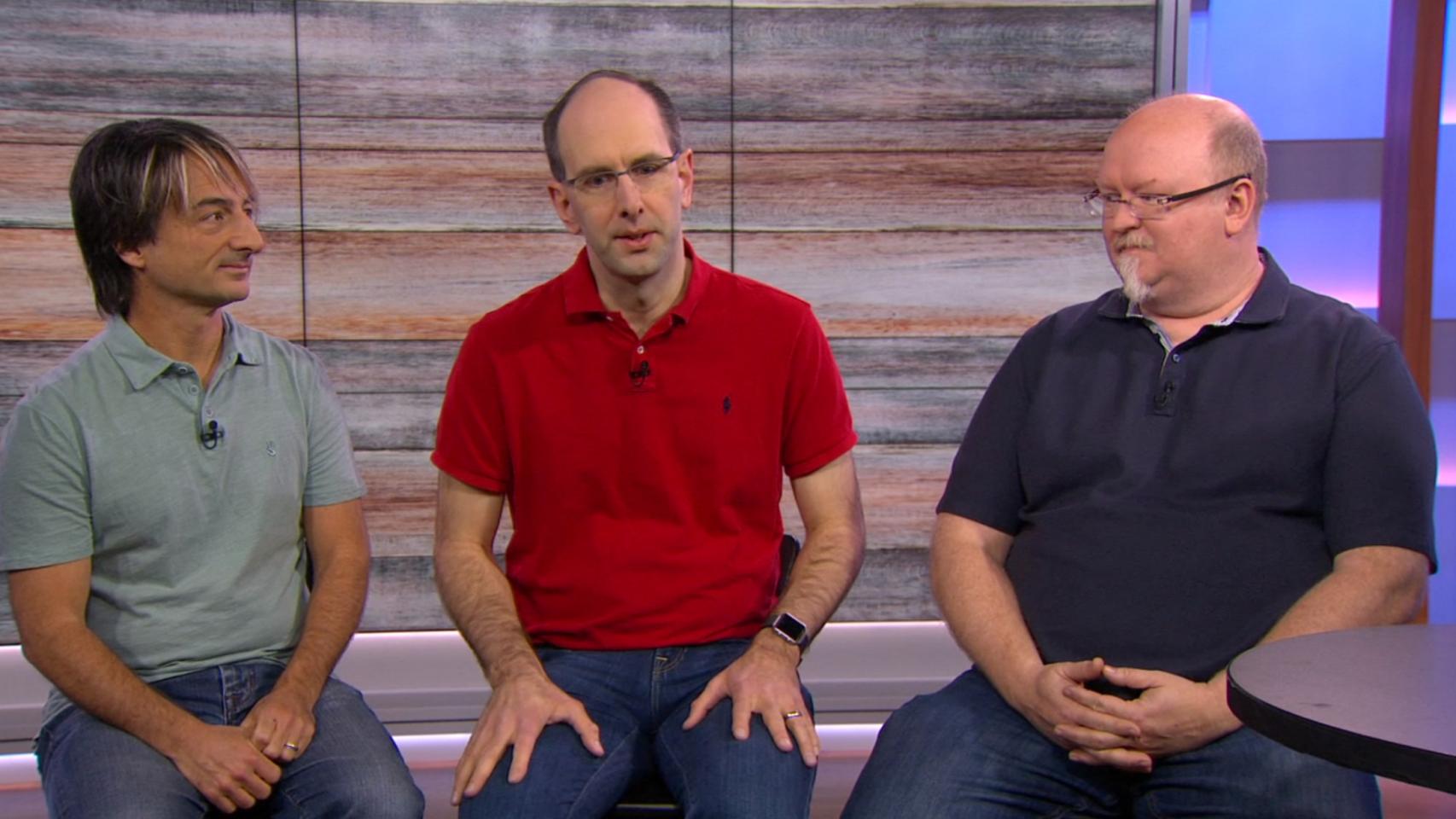 Joe Belfiore (VP para Windows), Scott Guthrie (VP para cloud e IA) y Kevin Scott (CTO) en el briefing con prensa de Microsoft Build 2018