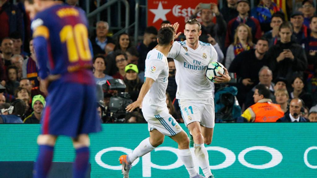 Gareth Bale celebrando  con Asensio su gol al FC Barcelona Foto: Manu Laya/El Bernabéu