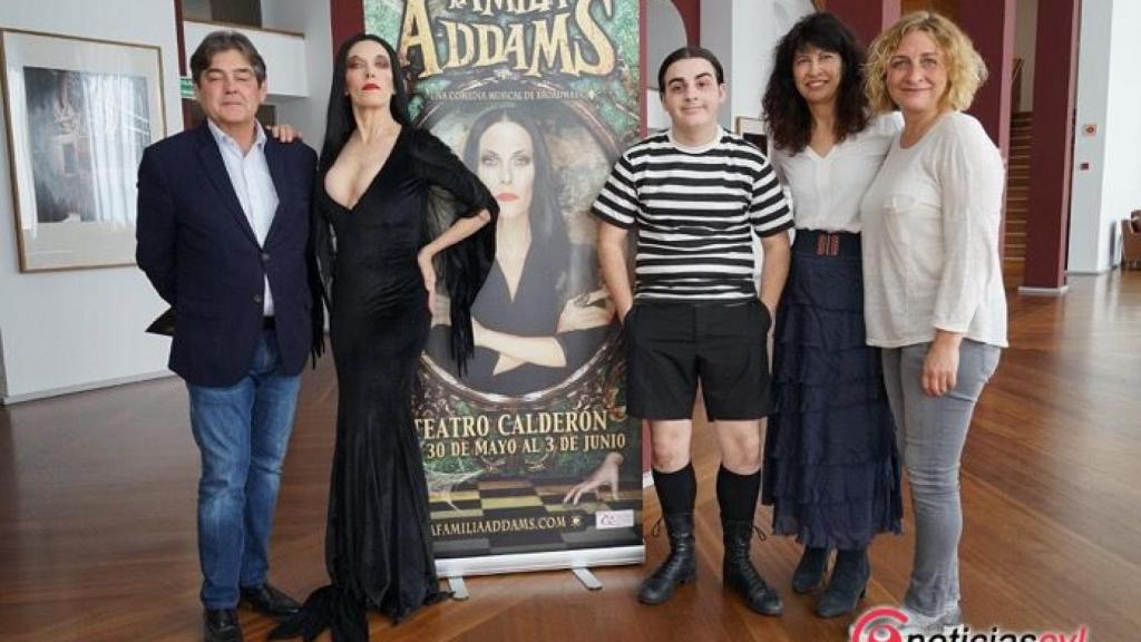 familia adams teatro calderon 1