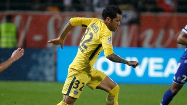 Dani Alves, en un partido del PSG. Foto: psg.fr