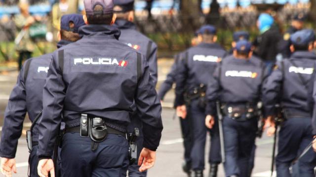 Agentes del Cuerpo Nacional de Policía