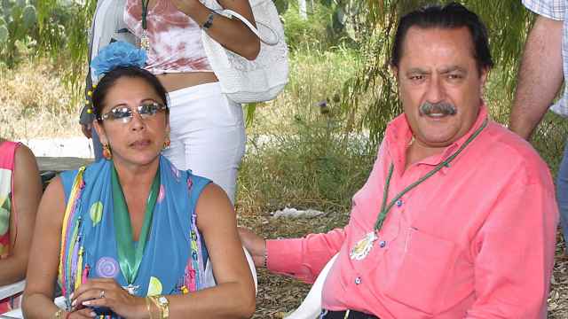 Isabel Pantoja y Julián Muñoz en la romería de El Rocío de 2003.