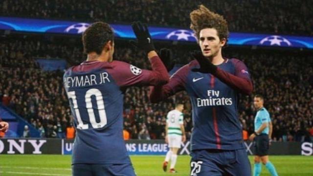 Rabiot celebra un gol con Neymar. Foto: Instagram (@adrienrabiot_25).