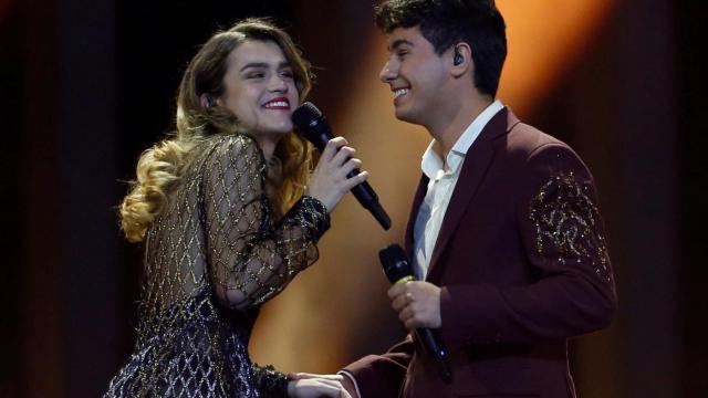 Alfred y Amaia lo consiguen: del regalo de 'La España de mierda' a el puesto 23 es una mierda