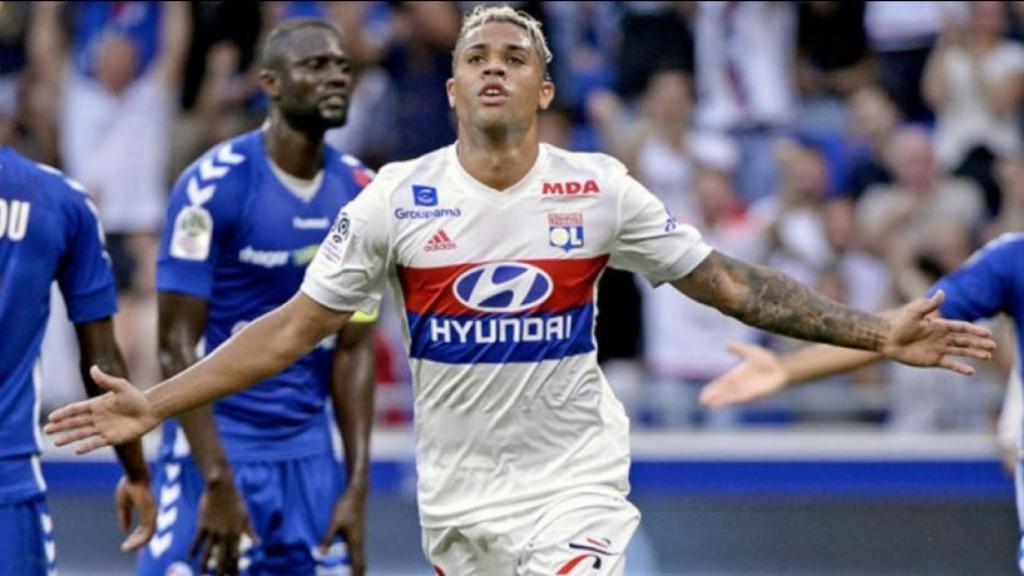 Mariano celebra un gol con el Olympique de Lyon. Foto: olweb.fr