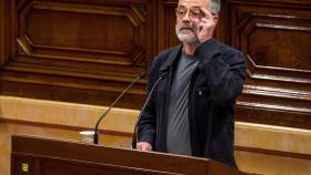 El diputado de la CUP Carles Riera durante su discurso en el pleno de investidura de Torra.