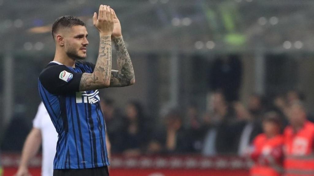 Icardi saluda a la afición del Inter en lágrimas. Foto: Twitter (@Inter).