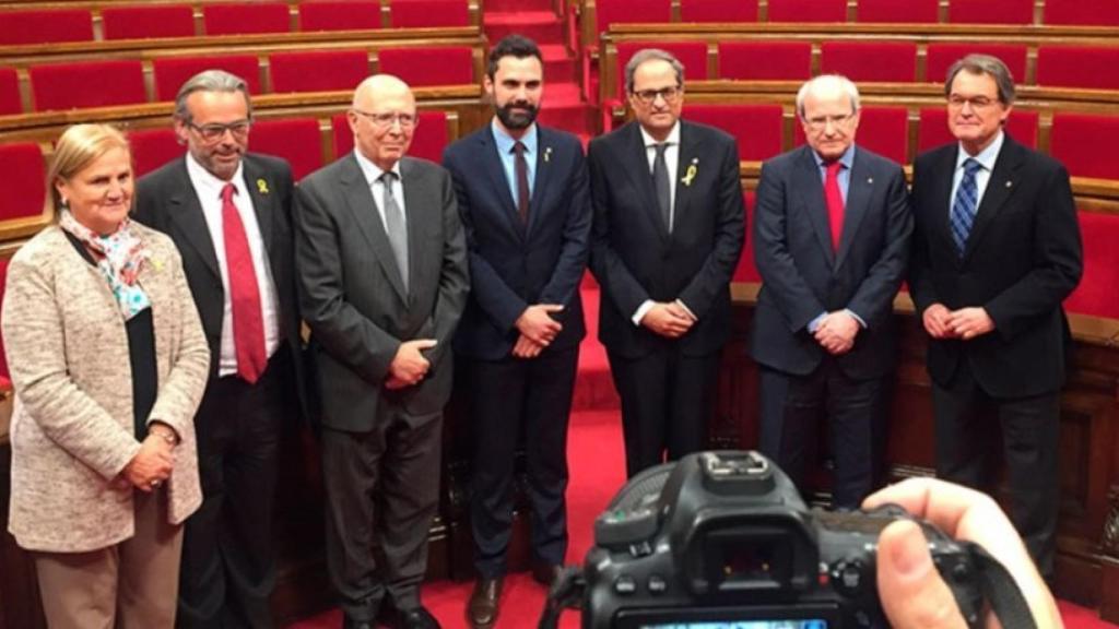 Quim Torra, Mas, Montilla, Roger Torrent, Joan Rigol, Ernest Benach y Núria de Gispert. Foto: gencat.cat