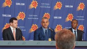 Igor Kokoskov en su presentación como entrenador de los Phoenix Suns. Foto: Twitter (@lossuns)