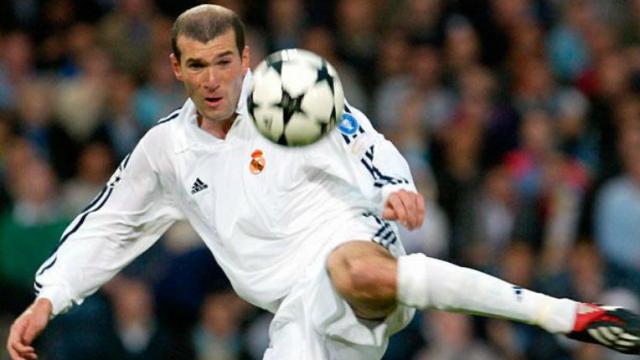 La volea de Zidane en Glasgow