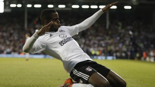 Ryan Sessegnon celebra un gol con el Fulham. Foto: Twitter (@RyanSessegnon)