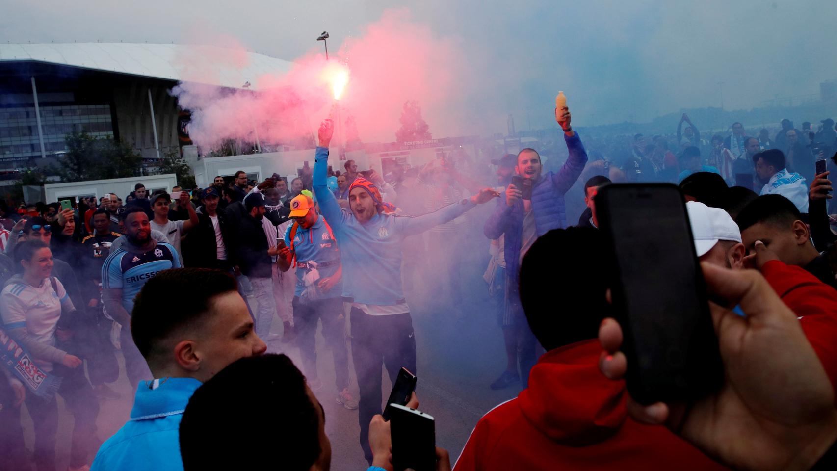 Ultras del Marsella en Lyon.