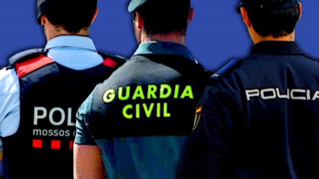 Un miembro de los Mossos d'Esquadra, un Guardia Civil y un Polícia Nacional.