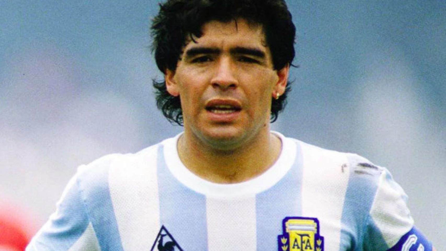 Diego Armando Maradona.